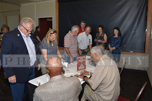 OPC_24GloryBook_RHP_1374