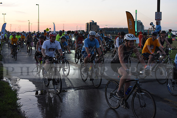 Riders_2019_Owl_Ride2_RHP_DSC_0374