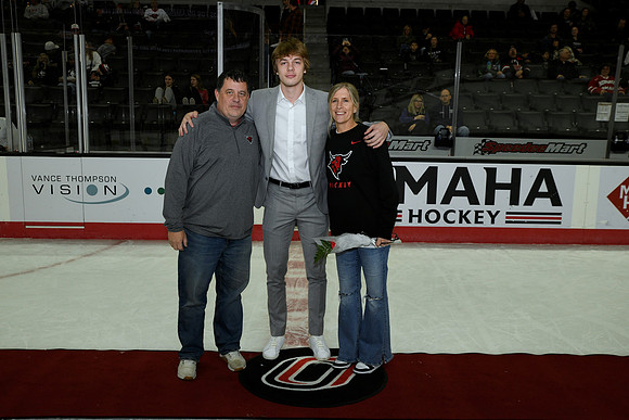 UNO Hockey_2024-25_2024 11 09-47_RHP