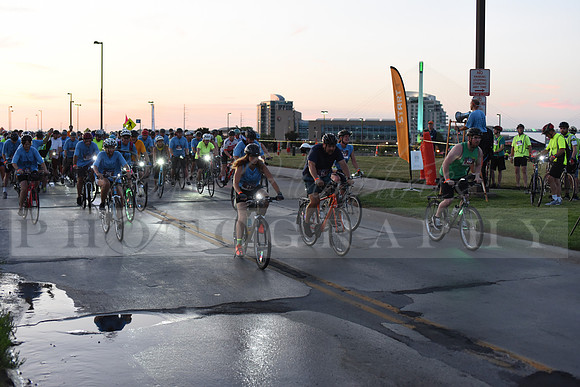 Riders_2019_Owl_Ride2_RHP_DSC_0310