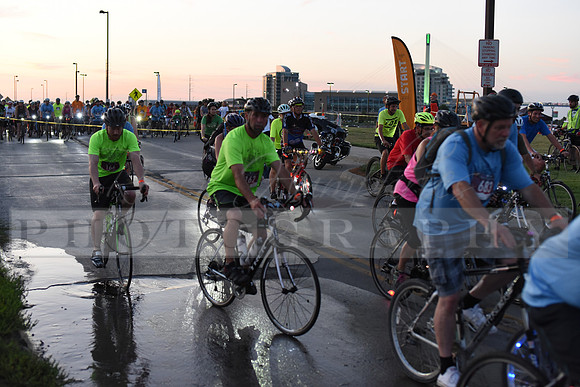 Riders_2019_Owl_Ride2_RHP_DSC_0351