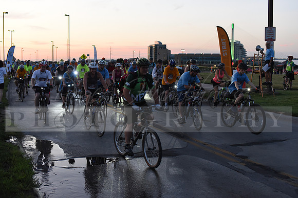 Riders_2019_Owl_Ride2_RHP_DSC_0368