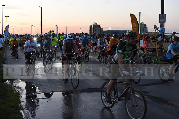 Riders_2019_Owl_Ride2_RHP_DSC_0371