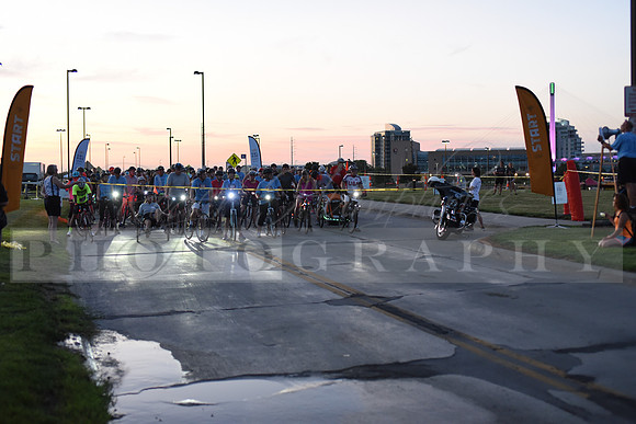 Riders_2019_Owl_Ride2_RHP_DSC_0410