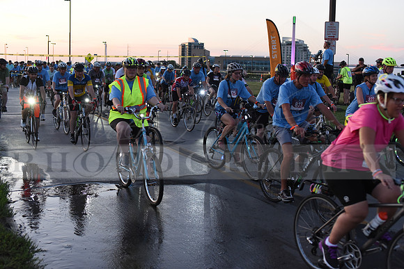 Riders_2019_Owl_Ride2_RHP_DSC_0284