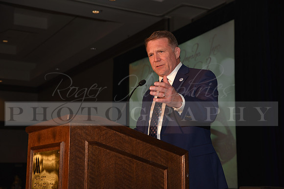 DOI2019GALA_RHP_200