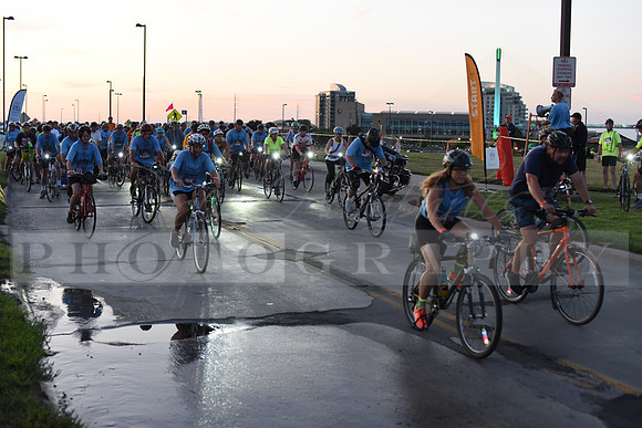 Riders_2019_Owl_Ride2_RHP_DSC_0315