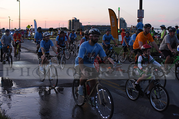 Riders_2019_Owl_Ride2_RHP_DSC_0401