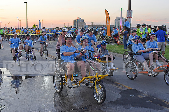 Riders_2019_Owl_Ride2_RHP_DSC_0227
