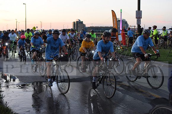 Riders_2019_Owl_Ride2_RHP_DSC_0333