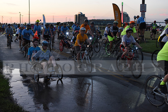 Riders_2019_Owl_Ride2_RHP_DSC_0395