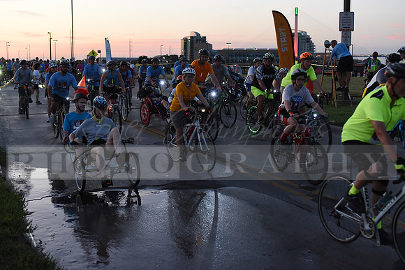 Riders_2019_Owl_Ride2_RHP_DSC_0394