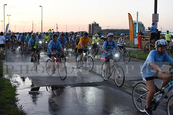 Riders_2019_Owl_Ride2_RHP_DSC_0316