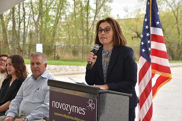 Novozymes_10year_RHP_0113